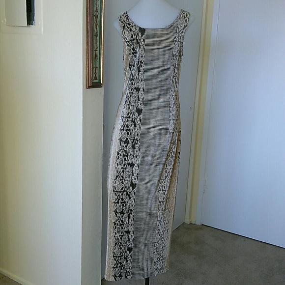 VIRGO MAXI DRESS. - Picture 2 of 6
